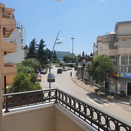 بيت ضيافة Boreta بودفا